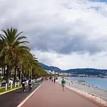 Et Salsa, Promenade Des * Niza