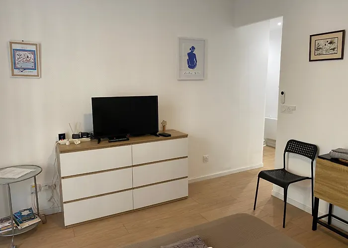 Et Salsa, Promenade Des Apartament