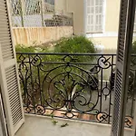 Et Salsa, Promenade Des Appartement *
